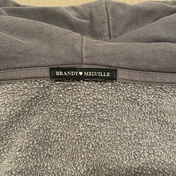Brandy Melville cropped navy zip up - Picture 8 of 8
